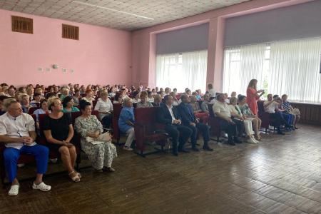 Лидер рязанских коммунистов Денис Сидоров поздравил медработников с предстоящим профессиональным праздником