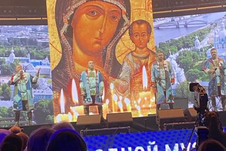 Депутат Государственной Думы Сергей Пантелеев принял участие в работе IX Международного фестиваля народной песни «Добровидение», прошедшего 14-16 июня 2024 года в Санкт-Петербурге