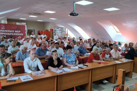 Виктор Гончаров выдвинут конференцией КПРФ кандидатом на пост Губернатора Ставропольского края