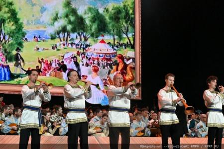 При поддержке КПРФ в Государственном Кремлевском Дворце состоялся Фестиваль всероссийского оркестра национальных инструментов народов России