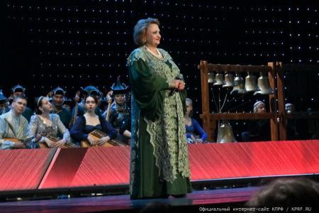 При поддержке КПРФ в Государственном Кремлевском Дворце состоялся Фестиваль всероссийского оркестра национальных инструментов народов России
