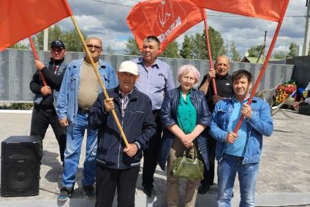 Коммунисты Забайкалья почтили память воинов Великой Отечественной войны