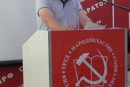 В Саратове состоялся семинар-совещание депутатов-коммунистов