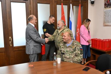 Г.А. Зюганов встретился с ветеранами боевых действий из ДНР