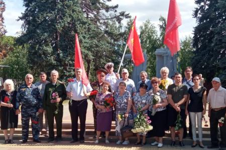 Краснодарский край. Активисты КПРФ и сторонники партии почтили память павших в годы Великой Отечественной