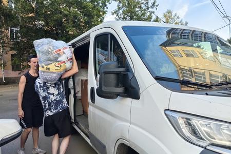 Коммунисты Ивановской области продолжают доставлять гуманитарный груз для бойцов СВО и эвакуированных жителей Белгородской области