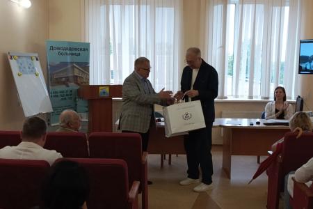 Руководитель фракции КПРФ в Мособлдуме Александр Наумов: Медики области стоят на защите жизни каждого жителя, они заслуживают всяческой поддержки
