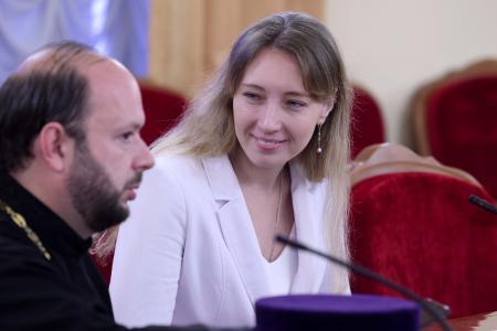 В Госдуме прошел «круглый стол», посвященный анализу организации деятельности кризисных центров для женщин, находящихся в трудной жизненной ситуации
