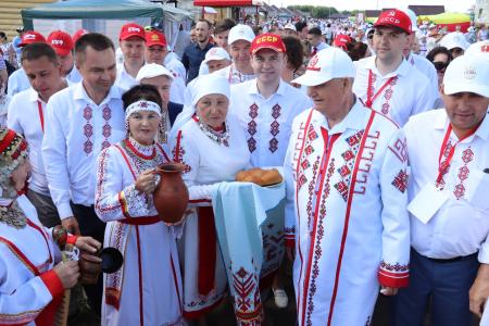 Юрий Афонин на празднике Уяв: Россия должна сохранять советские основы национальной политики