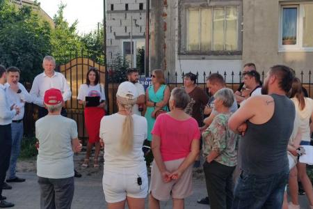 Алексей Куринный и депутат Законодательного собрания Калининградской области Максим Буланов провели встречу с жителями СНТ «Колосок»