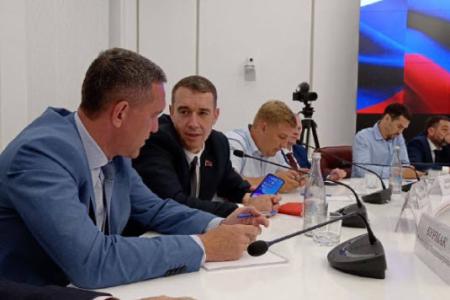 В Саратове состоялся рабочий визит депутатов Государственной Думы, избранных от Саратовской области