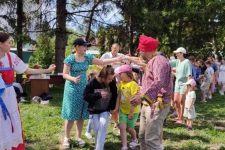 Саратовский пионерский отряд посетил областной центр экологии, краеведения и туризма