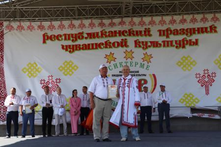Юрий Афонин на празднике Уяв: Россия должна сохранять советские основы национальной политики