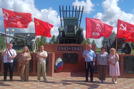 Орловские коммунисты провели автопробег в рамках акции "За Родину! За народ России! За нашу Победу!"