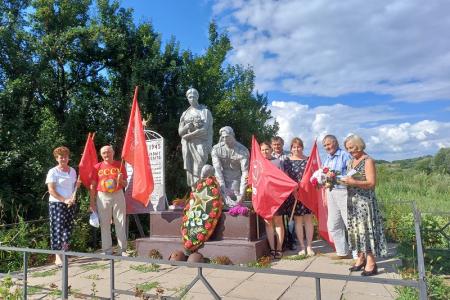 Орловские коммунисты провели автопробег в рамках акции "За Родину! За народ России! За нашу Победу!"