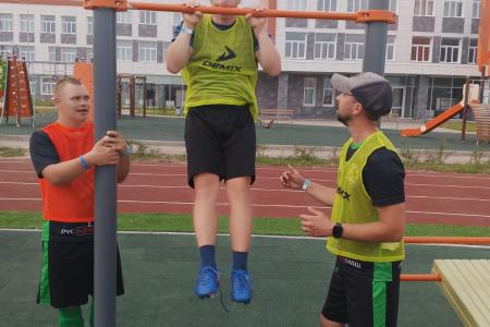 При содействии депутата Госдумы Сергея Гаврилова и Воронежского обкома КПРФ воспитанники футбольного клуба «Штурм» тренируются и отдыхают за городом