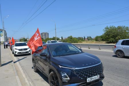 В Дагестане коммунисты провели автопробег “За Родину! За народ России! За нашу Победу!”