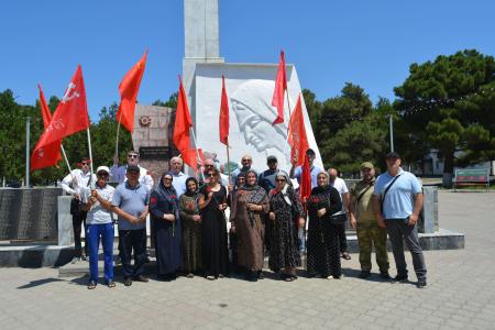 В Дагестане коммунисты провели автопробег “За Родину! За народ России! За нашу Победу!”