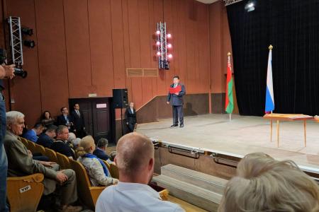 Свердловская область. Депутат-коммунист Виктория Ивачева: Дружбе – крепнуть! С Днем Независимости, дорогие сябры!