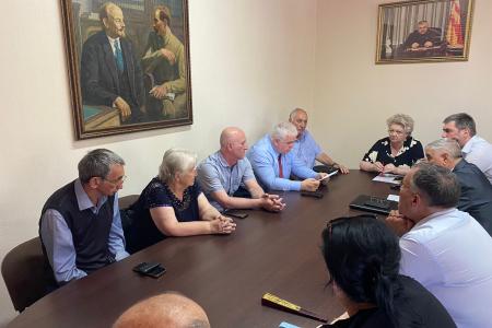 Завершилась рабочая поездка Казбека Тайсаева в Северную Осетию