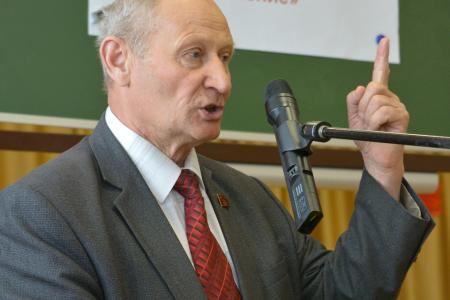Владимирские коммунисты поздравили с 80-летним юбилеем ветерана партии Б.К. Оверчука