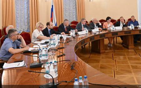 КПРФ в Госдуме провела круглый стол на тему: «Вопросы совершенствования правового регулирования организации оказания скорой медицинской помощи в Российской Федерации»