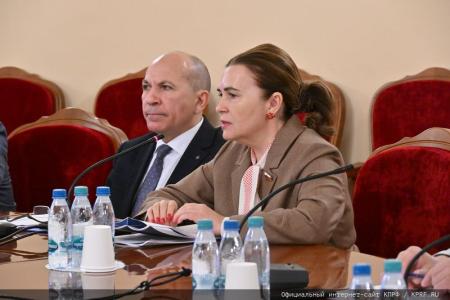 КПРФ в Госдуме провела круглый стол на тему: «Вопросы совершенствования правового регулирования организации оказания скорой медицинской помощи в Российской Федерации»