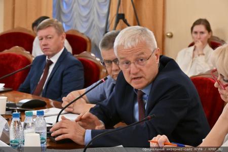 КПРФ в Госдуме провела круглый стол на тему: «Вопросы совершенствования правового регулирования организации оказания скорой медицинской помощи в Российской Федерации»