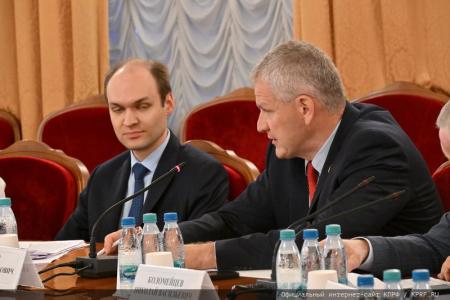 КПРФ в Госдуме провела круглый стол на тему: «Вопросы совершенствования правового регулирования организации оказания скорой медицинской помощи в Российской Федерации»