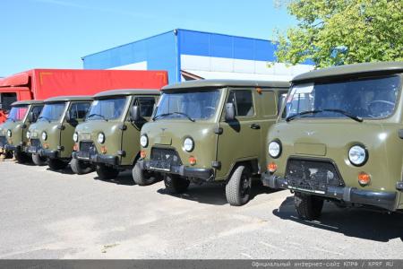Очередной, 127-й гуманитарный конвой КПРФ отправила на Донбасс