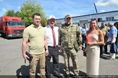 Очередной, 127-й гуманитарный конвой КПРФ отправила на Донбасс