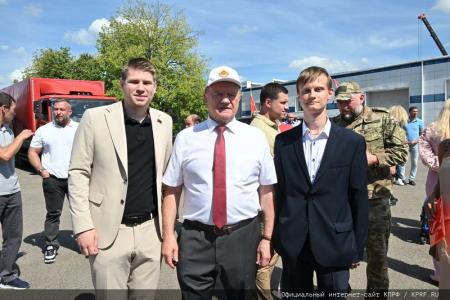 Очередной, 127-й гуманитарный конвой КПРФ отправила на Донбасс