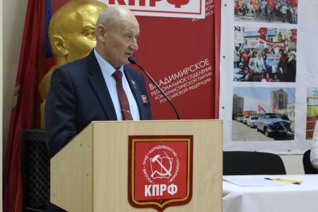 Владимирские коммунисты поздравили с 80-летним юбилеем ветерана партии Б.К. Оверчука