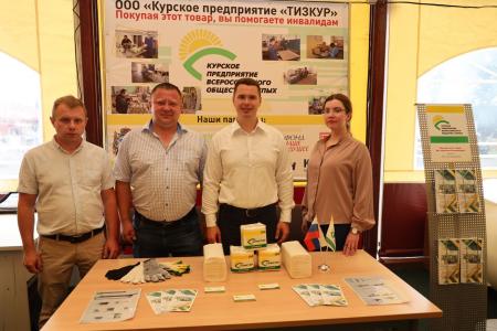 Депутат Государственной Думы ФС РФ, Председатель ЦКРК КПРФ Н.Н. Иванов посетил XXIII Курскую Коренскую ярмарку
