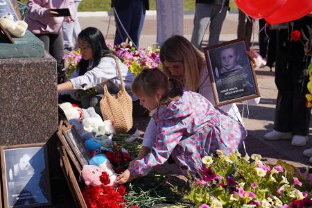 Ульяновские коммунисты почтили память детей – жертв войны в Донбассе