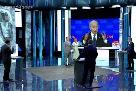 Дмитрий Новиков на Первом канале о выгодах украинского конфликта для военно-политической элиты США, возможной замене кандидатуры Байдена и попытках расколоть трудящихся Запада