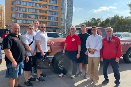 Подмосковные коммунисты: Слава в руках труда!