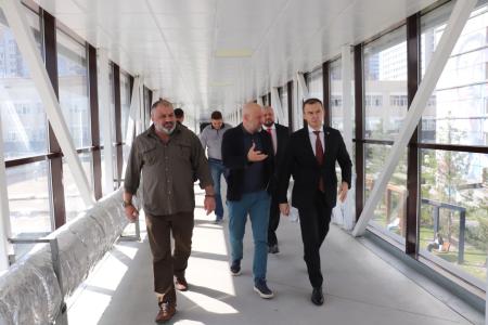 Юрий Афонин в Челябинске наградил инженеров завода «Полет» за разработку систем противодействия БПЛА
