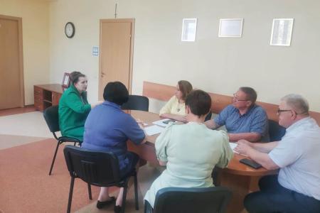 Руководитель фракции КПРФ в Мособлдуме Александр Наумов провел прием граждан в Домодедово