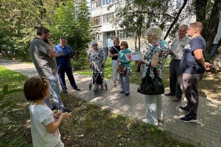 Подмосковные коммунисты: Вперед, к Победе!