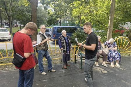 Подмосковные коммунисты: Вперед, к Победе!