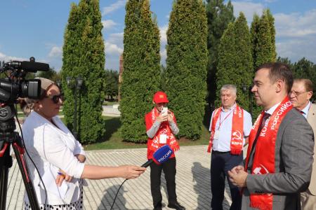 Юрий Афонин принимает участие в юбилейных мероприятиях, посвященных 100-летию партийной организации коммунистов Ингушетии