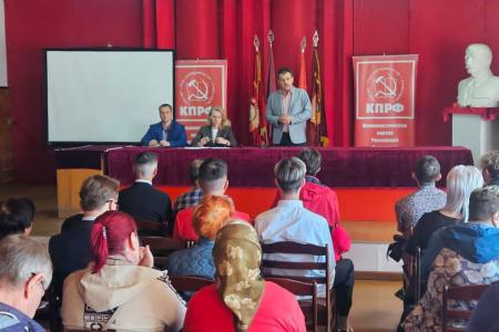 Проект нового Трудового Кодекса поддерживают жители Брянщины