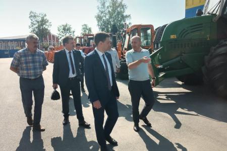 Депутаты КПРФ идут в народ. О работе в Брянске депутата Госдумы ФС РФ Г.П. Камнева