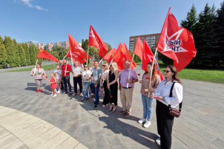 КПРФ организовала в Пензе автопробег в поддержку участников СВО