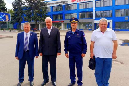Нижегородский завод «Сокол» посетил с рабочим визитом генерал-лейтенант В.И. Соболев
