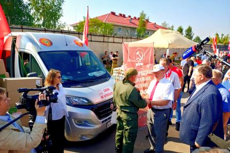 Нижегородское региональное отделение КПРФ приняло участие в отправке 128-го гуманитарного конвоя КПРФ в зону СВО