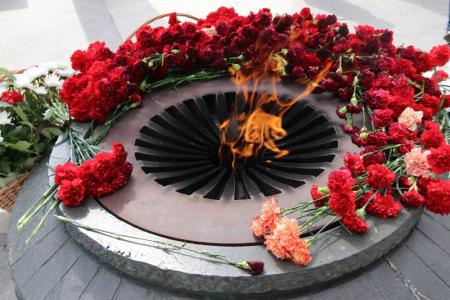 Рязанские коммунисты приняли участие в мероприятиях в честь Дня ВДВ