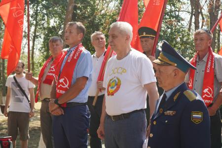 Краснодарский край. Коммунисты Кубани и Дона провели традиционную патриотическую акцию в память о легендарной Кущевской атаке красных казаков