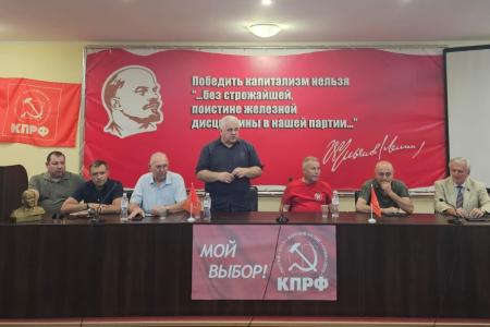 Делегация КПРФ во главе с К.К. Тайсаевым продолжает работу на Донбассе